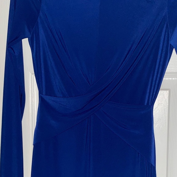 Tight dress makes you look snatched so flattering (BRAND NEW PERFECT CONDITIONS) - Picture 6 of 7